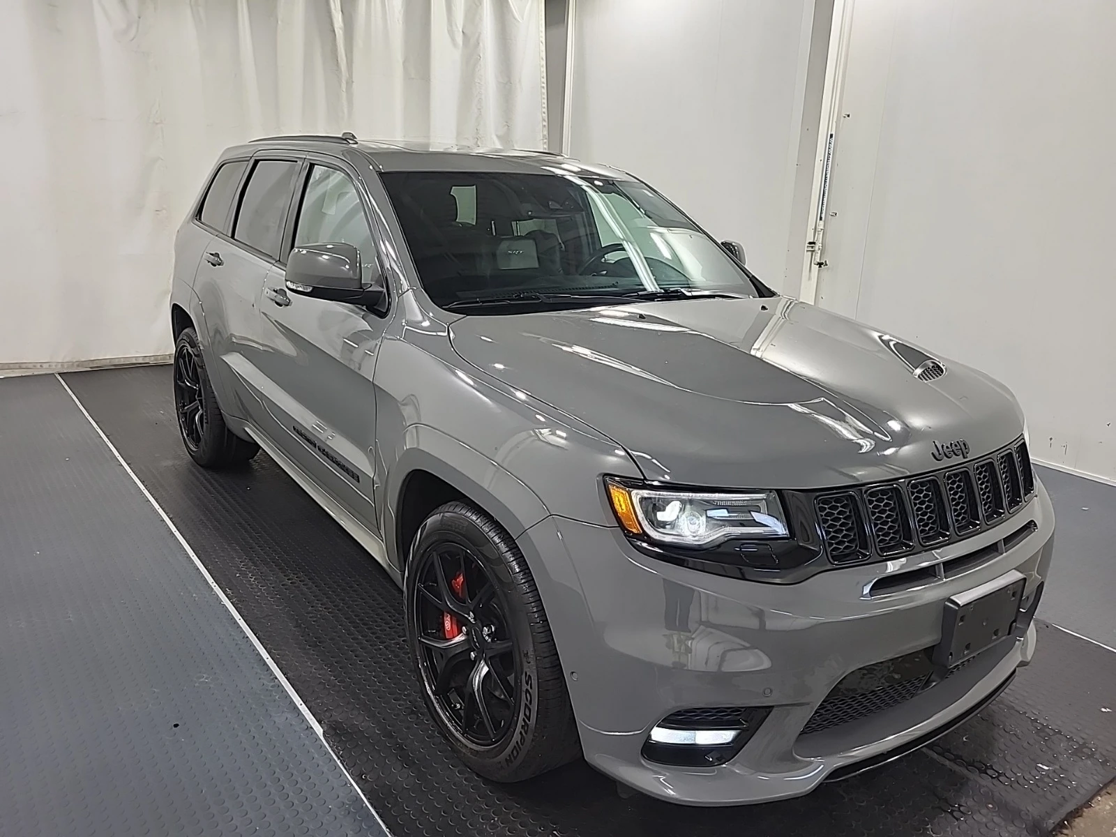 Jeep Grand cherokee SRT * * CARFAX * * ���� ������ * *  | Mobile.bg � ����������� 2