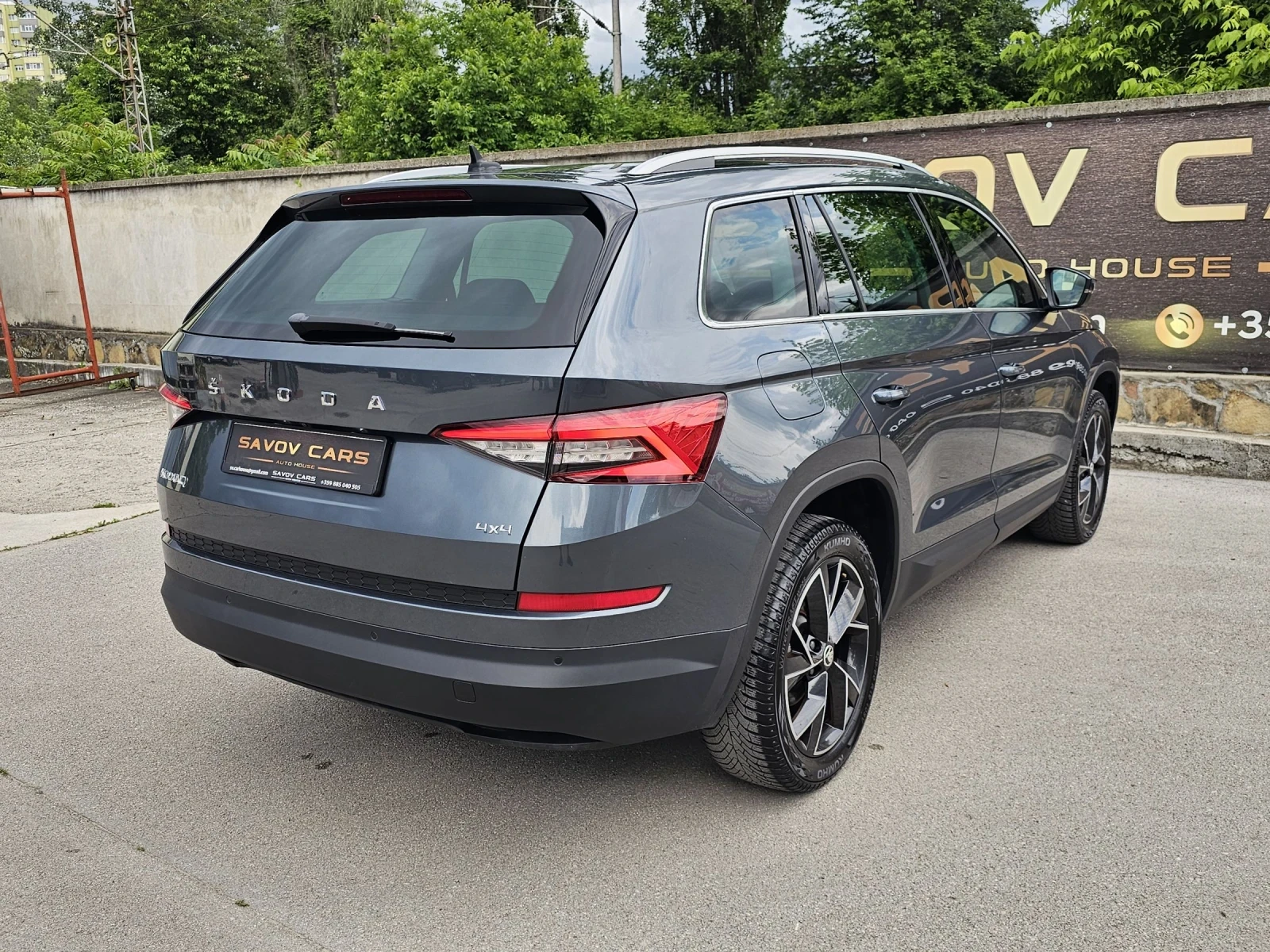 Skoda Kodiaq 2.0 TDI /190к /4x4 /SWITZERLAND /7места/360 /DISTR, снимка 4 - Автомобили и джипове - 54784078