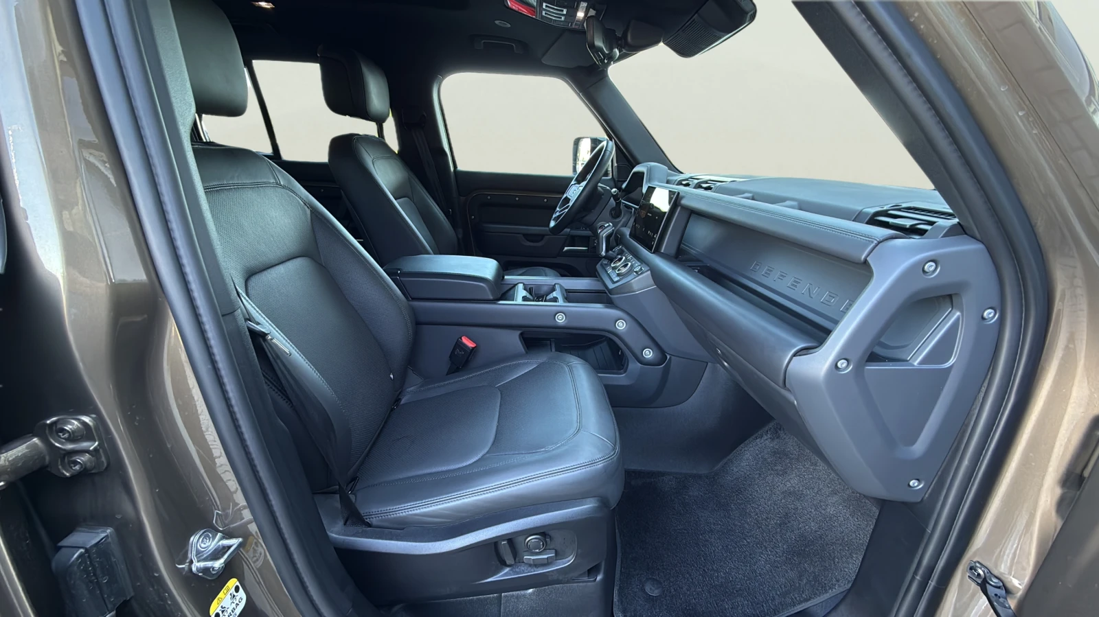 Land Rover Defender 3.0D I6, снимка 12 - Автомобили и джипове - 55016832