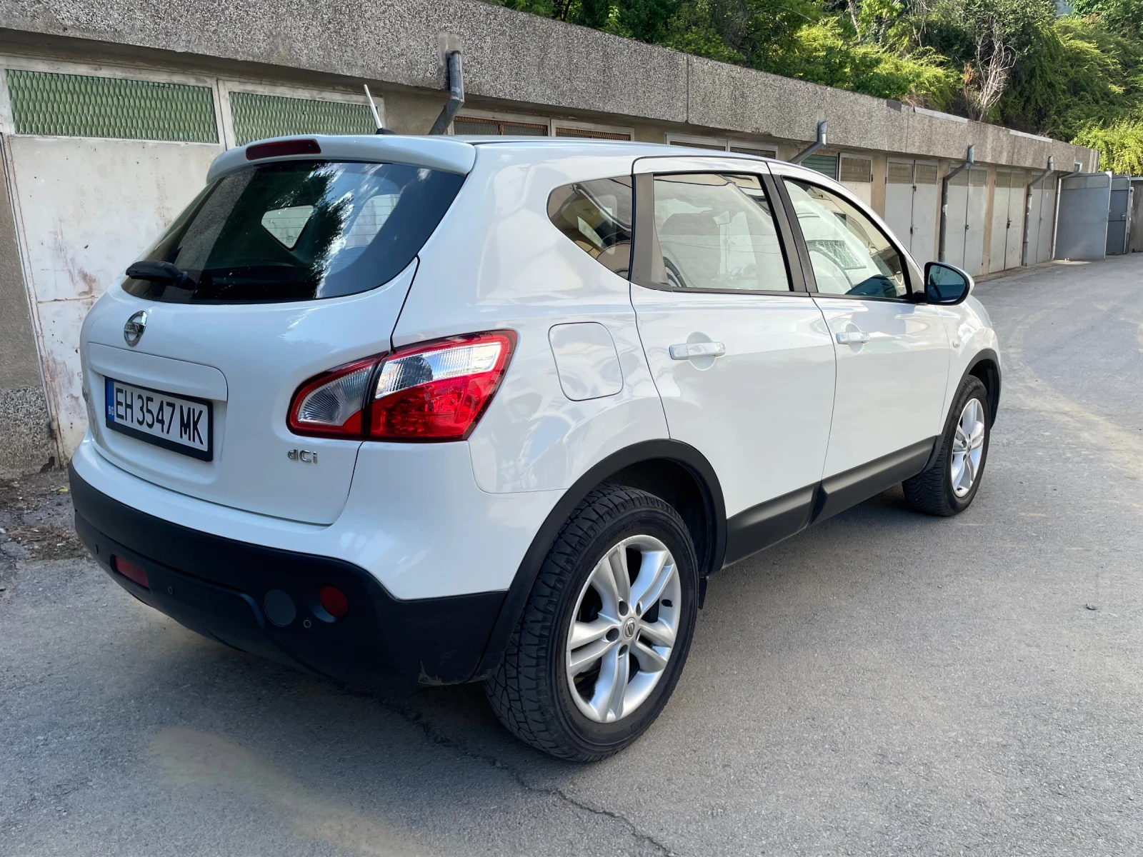 Nissan Qashqai 1.5 DCI , снимка 3 - Автомобили и джипове - 55195159
