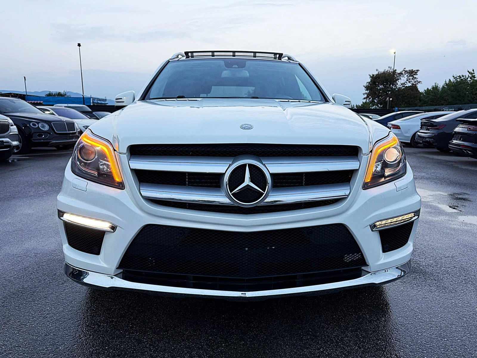Mercedes-Benz GL 350 AMG-KEYLESS GO-HARMAN KARDON-KAMERA-PANORAMA FULL!