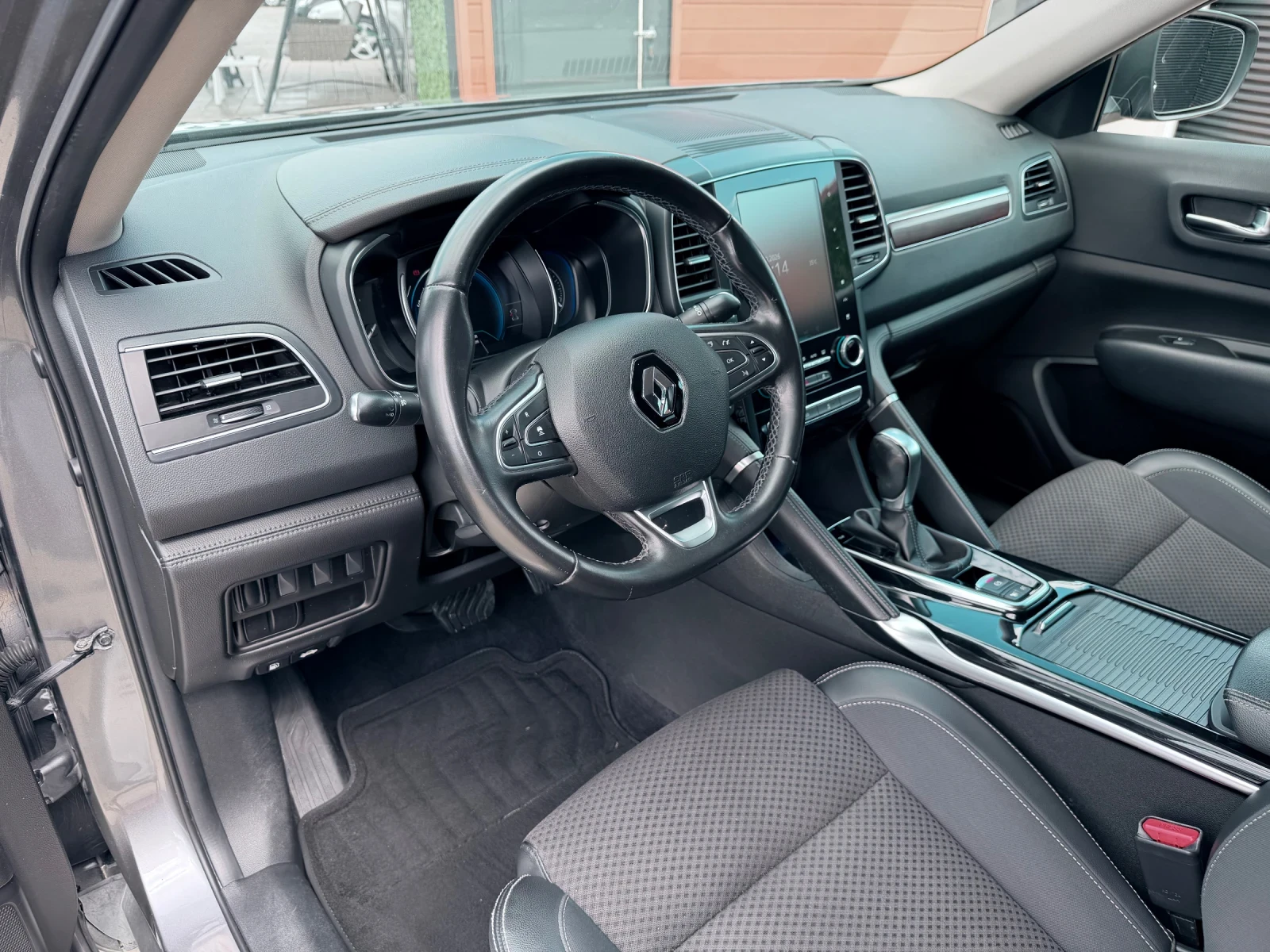 Renault Koleos 2.0 DCI/Distronic/Navi/Keyless/������ | Mobile.bg � ����������� 10