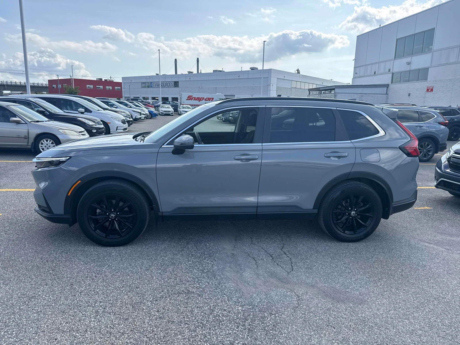 Honda Cr-v * Sport * CARFAX * ОПЦИЯ ЗА ФИНАНСИРАНЕ , снимка 11 - Автомобили и джипове - 56008084