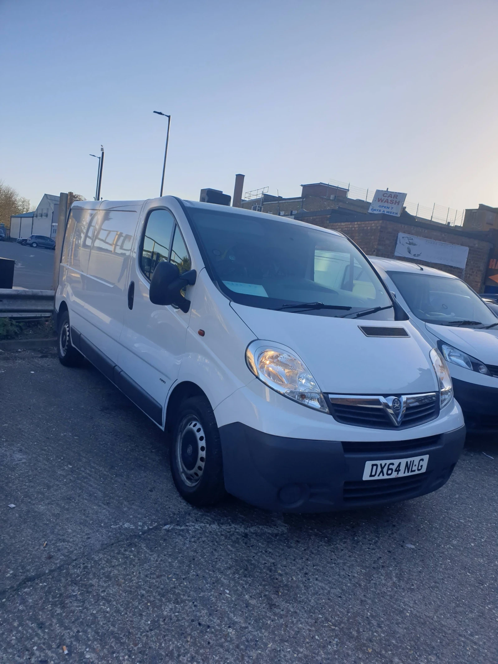 Opel Vivaro, снимка 5 - Бусове и автобуси - 55804734