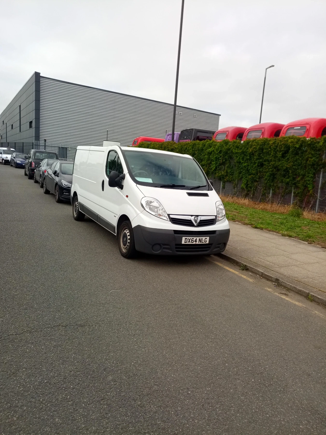 Opel Vivaro, снимка 3 - Бусове и автобуси - 55804734