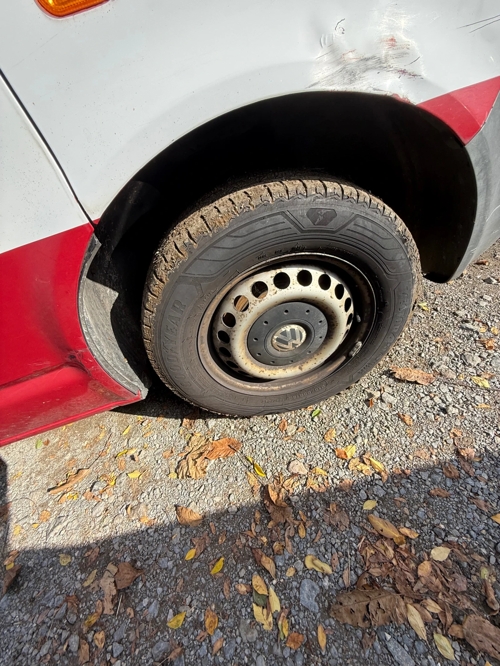 VW T5 1, 9 TDI, снимка 7 - Бусове и автобуси - 56543820