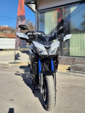 Yamaha Mt-09 Tracer AKRAPOVIC 15000км!!!Нов внос ШВЕЙЦАРИЯ!, снимка 2