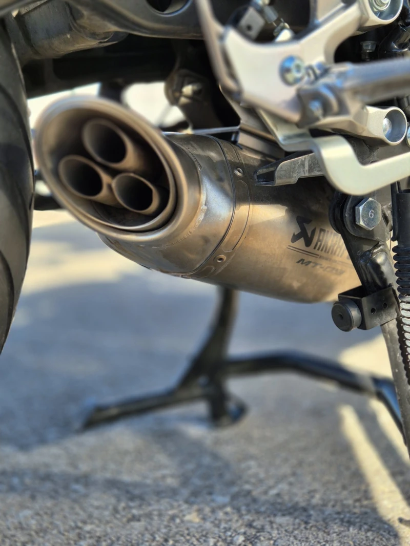 Yamaha Mt-09 Tracer AKRAPOVIC 15000км!!!Нов внос ШВЕЙЦАРИЯ!, снимка 13 - Мотоциклети и мототехника - 52938871