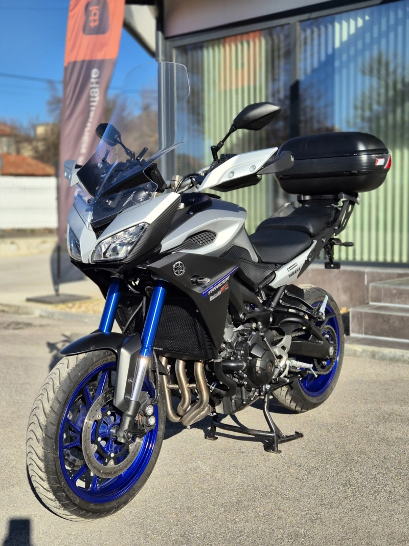 Yamaha Mt-09 Tracer AKRAPOVIC 15000км!!!Нов внос ШВЕЙЦАРИЯ!, снимка 3 - Мотоциклети и мототехника - 52938871