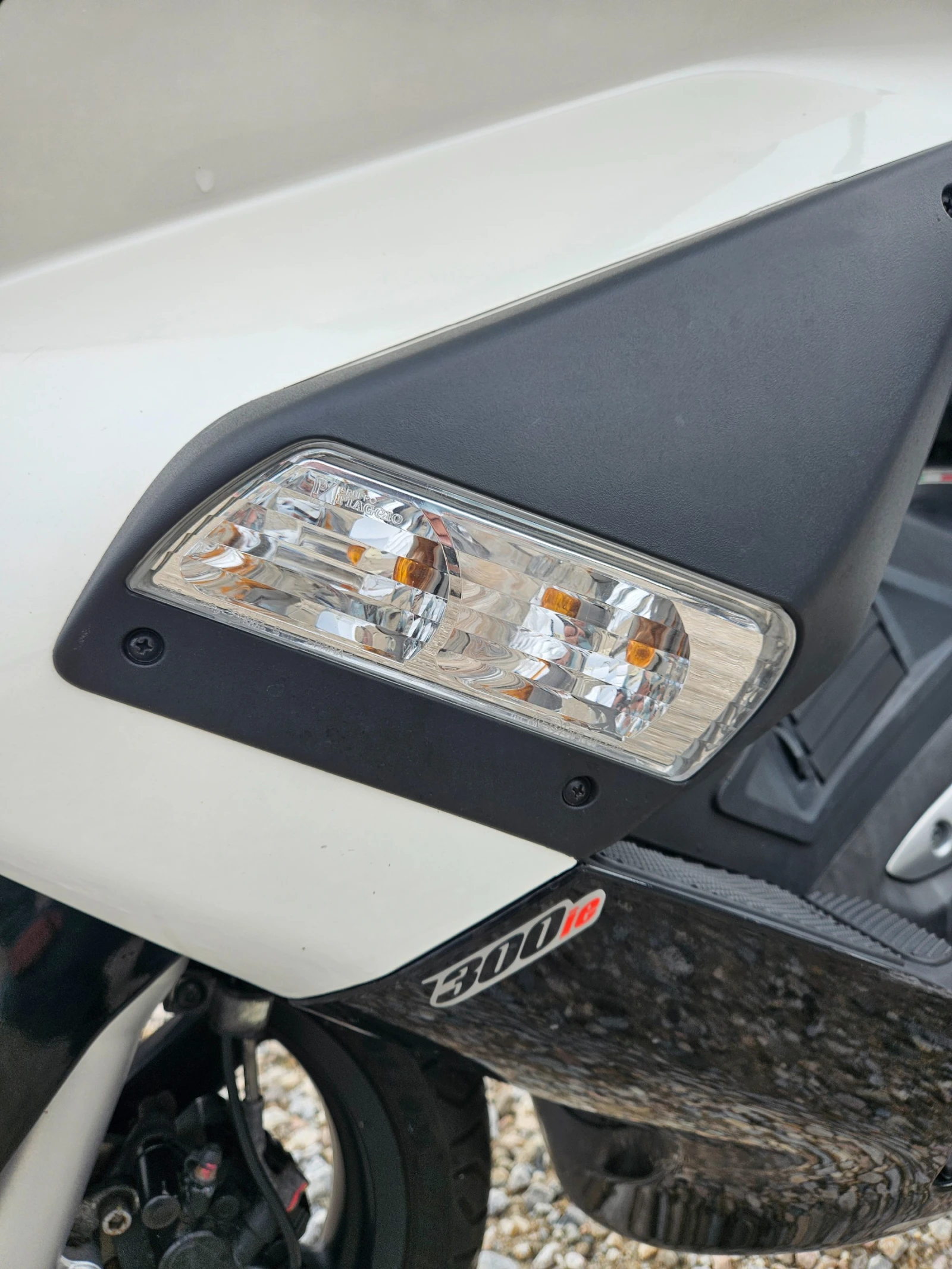 Aprilia Sr MAX 300  - изображение 8