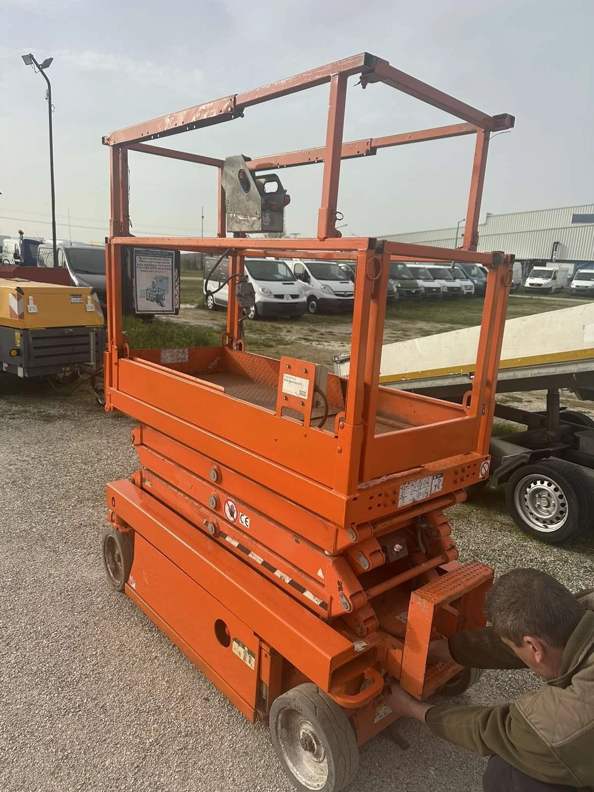    Skyjack SJIII-3219 Scissor Lift | Mobile.bg   12
