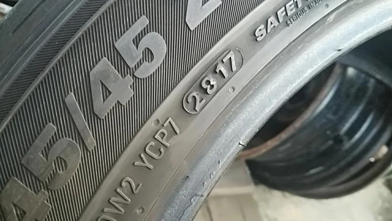 Гуми Летни 245/45R18, снимка 8 - Гуми и джанти - 25339769