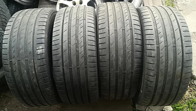 Гуми Летни 245/45R18, снимка 1 - Гуми и джанти - 25339769