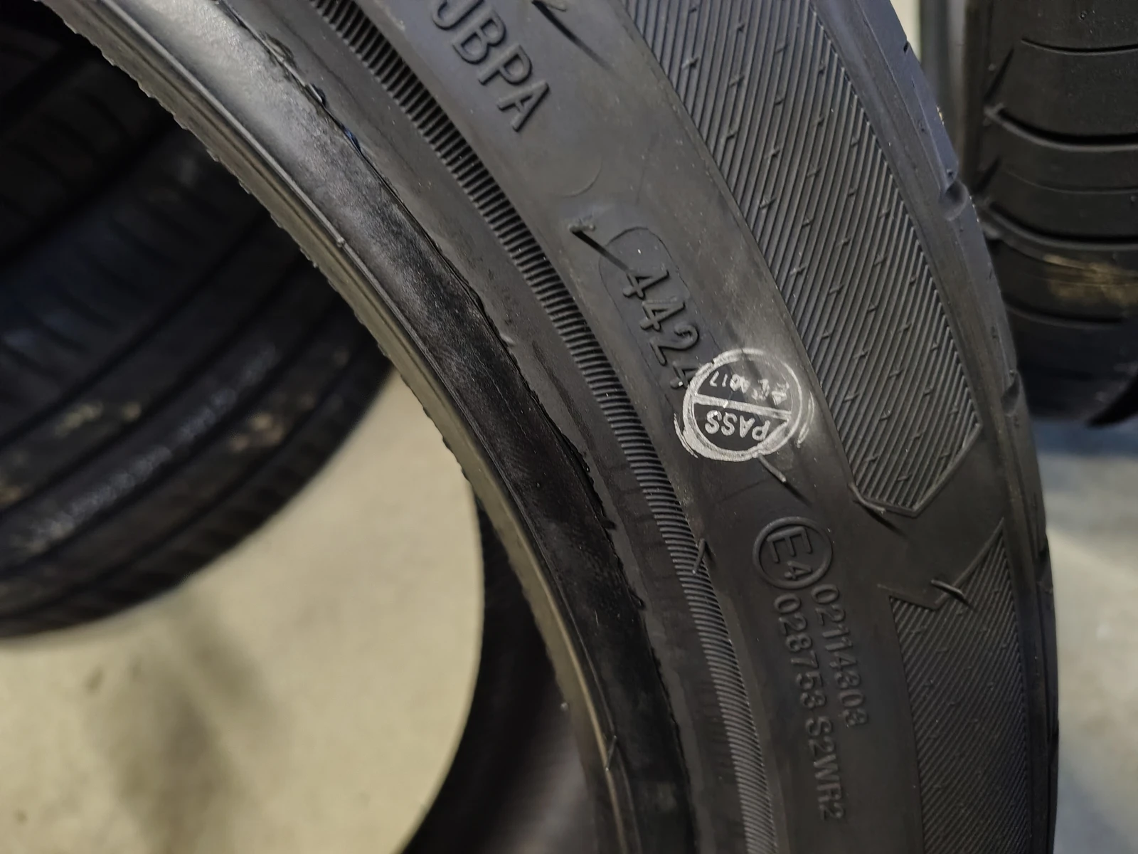  275/40R19 | Mobile.bg   8