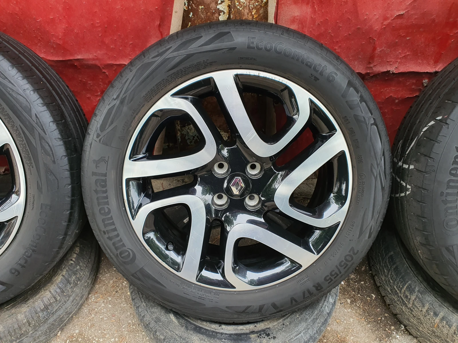 Джанти за Renault Captur, снимка 3 - Гуми и джанти - 54480883