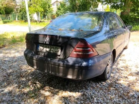 Mercedes-Benz C 200, снимка 3
