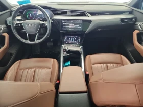 Audi E-Tron Progressiv* 360View* Pan/Roof* Apple CarPlay* Keyl | Auto.bg — изображение 8