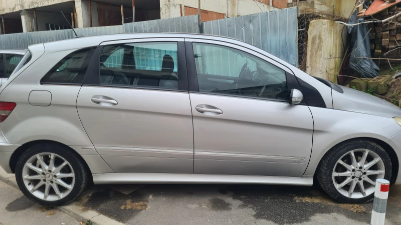 Mercedes-Benz B 180 2.0 avtomat, снимка 2 - Автомобили и джипове - 42818747