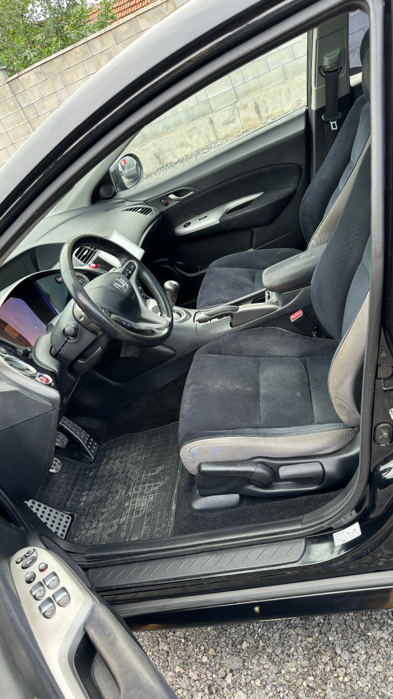 Honda Civic  Панорама фул екстри, снимка 8 - Автомобили и джипове - 45878464