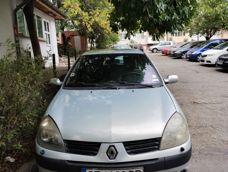 Renault Clio, снимка 1 - Автомобили и джипове - 47133174