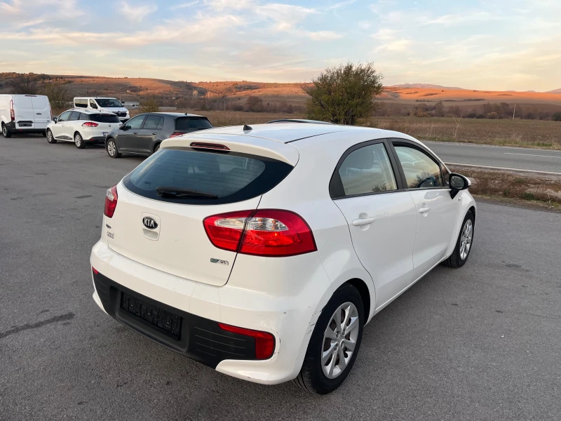 Kia Rio 1.4 ГАЗ Разпродажба , снимка 4 - Автомобили и джипове - 48016450