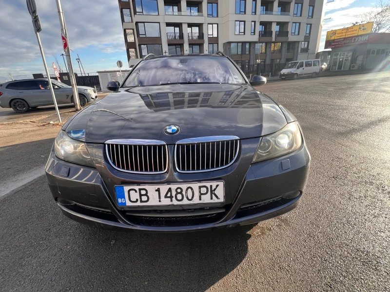 BMW 330 Xi, снимка 3 - Автомобили и джипове - 48652680