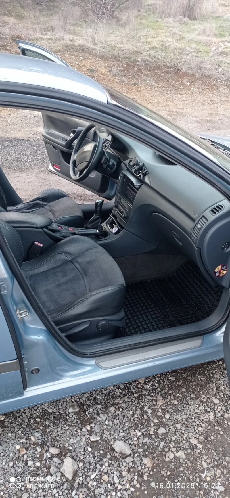 Renault Laguna 1.8 16v 121k.c., снимка 5 - Автомобили и джипове - 49419973