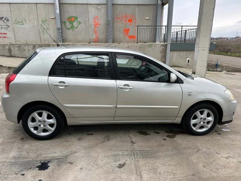 Toyota Corolla, снимка 2 - Автомобили и джипове - 49593719