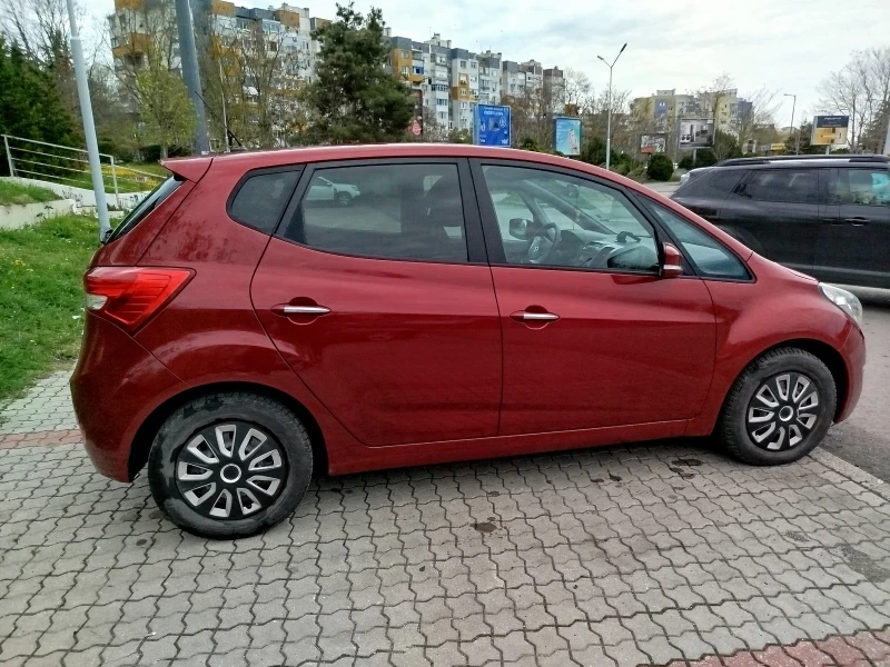 Hyundai Ix20, снимка 9 - Автомобили и джипове - 52404248