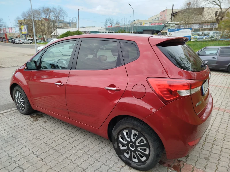 Hyundai Ix20, снимка 10 - Автомобили и джипове - 52404248