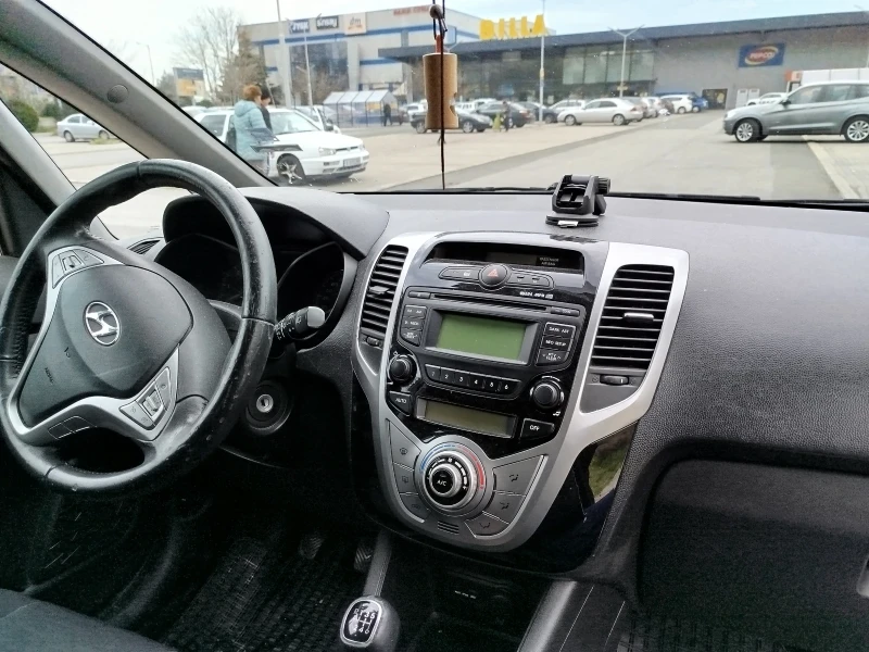 Hyundai Ix20, снимка 7 - Автомобили и джипове - 52404248