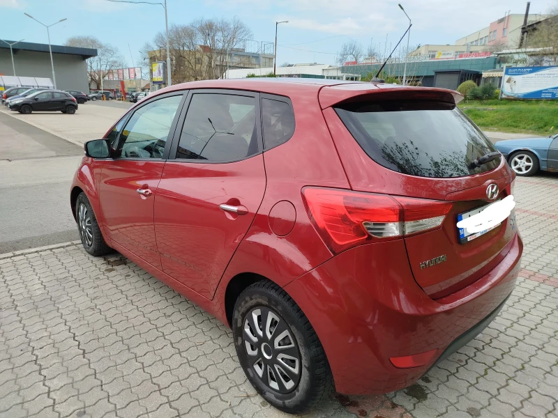 Hyundai Ix20, снимка 4 - Автомобили и джипове - 52404248