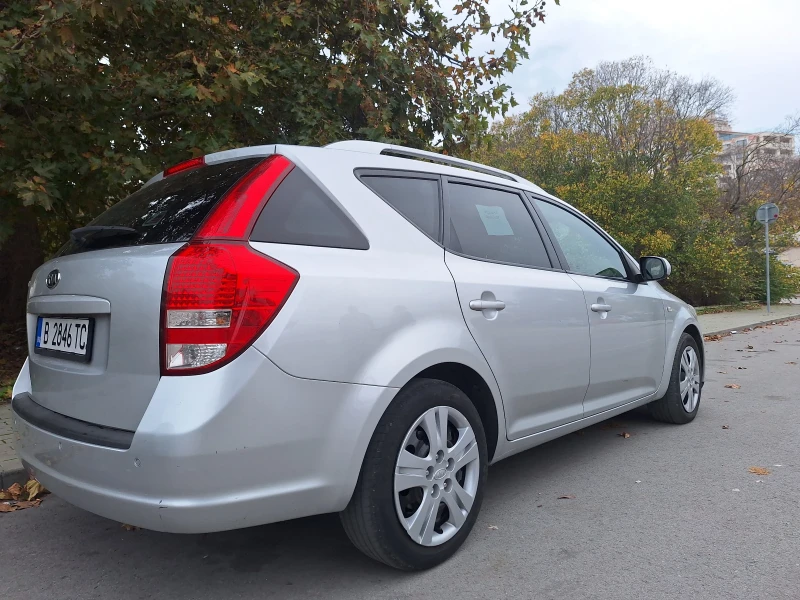 Kia Ceed, снимка 7 - Автомобили и джипове - 52530463