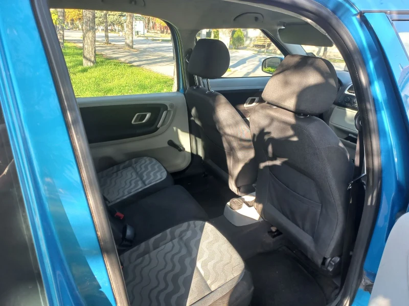 Skoda Roomster, снимка 3 - Автомобили и джипове - 52672904