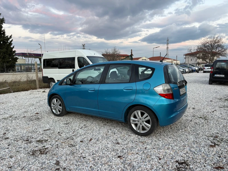 Honda Jazz Панорама Газ Бензин 1.4 Фейслифт 2009г, снимка 4 - Автомобили и джипове - 53034954