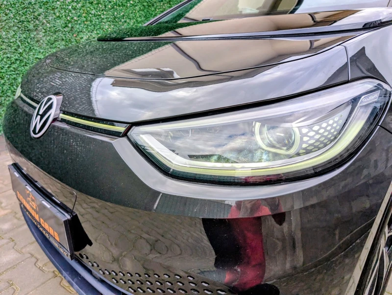 VW ID.3 1st Plus* 58kWh* Matrix* Дистроник* Подгрев, снимка 8 - Автомобили и джипове - 53284542