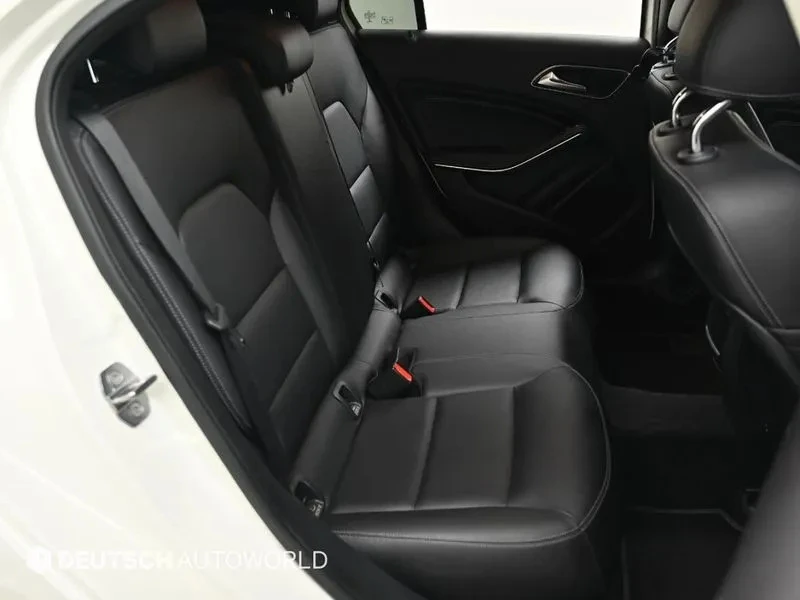 Mercedes-Benz A 200, снимка 11 - Автомобили и джипове - 54751684