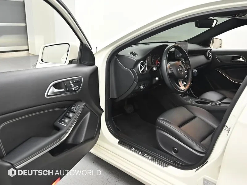 Mercedes-Benz A 200, снимка 10 - Автомобили и джипове - 54751684