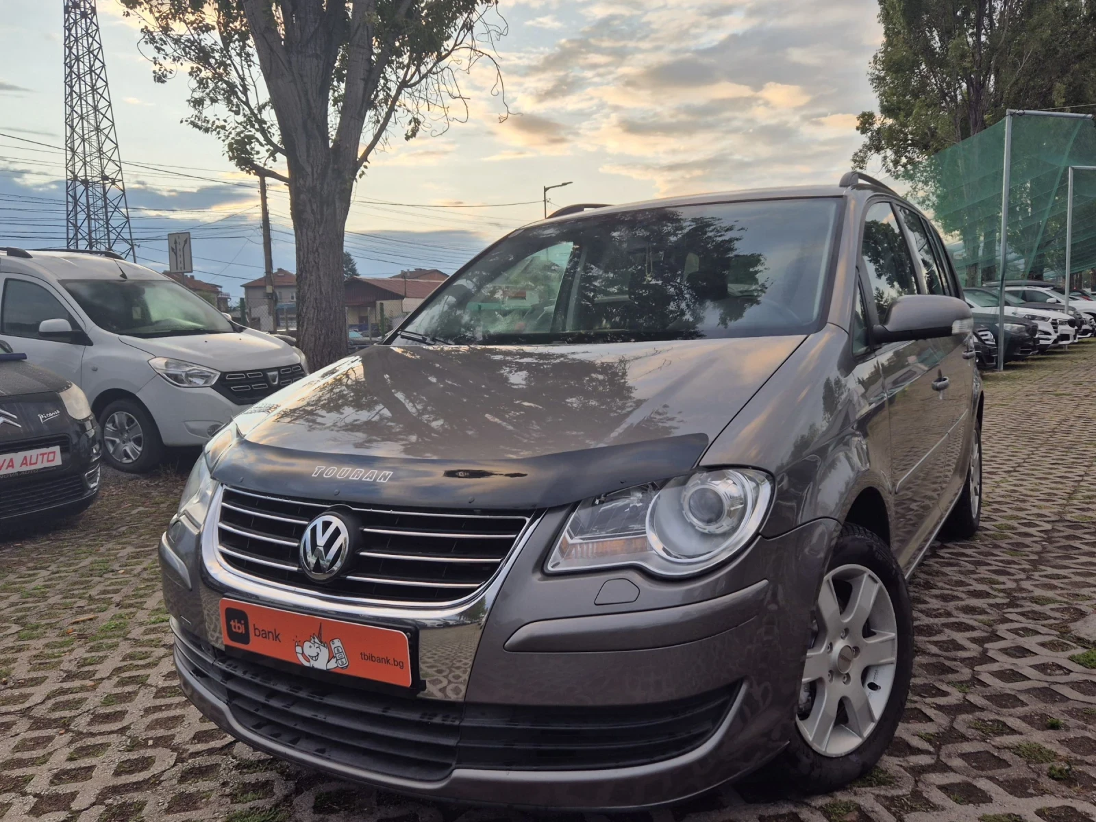 VW Touran 2.0TDI 140k.s.7 места, снимка 1