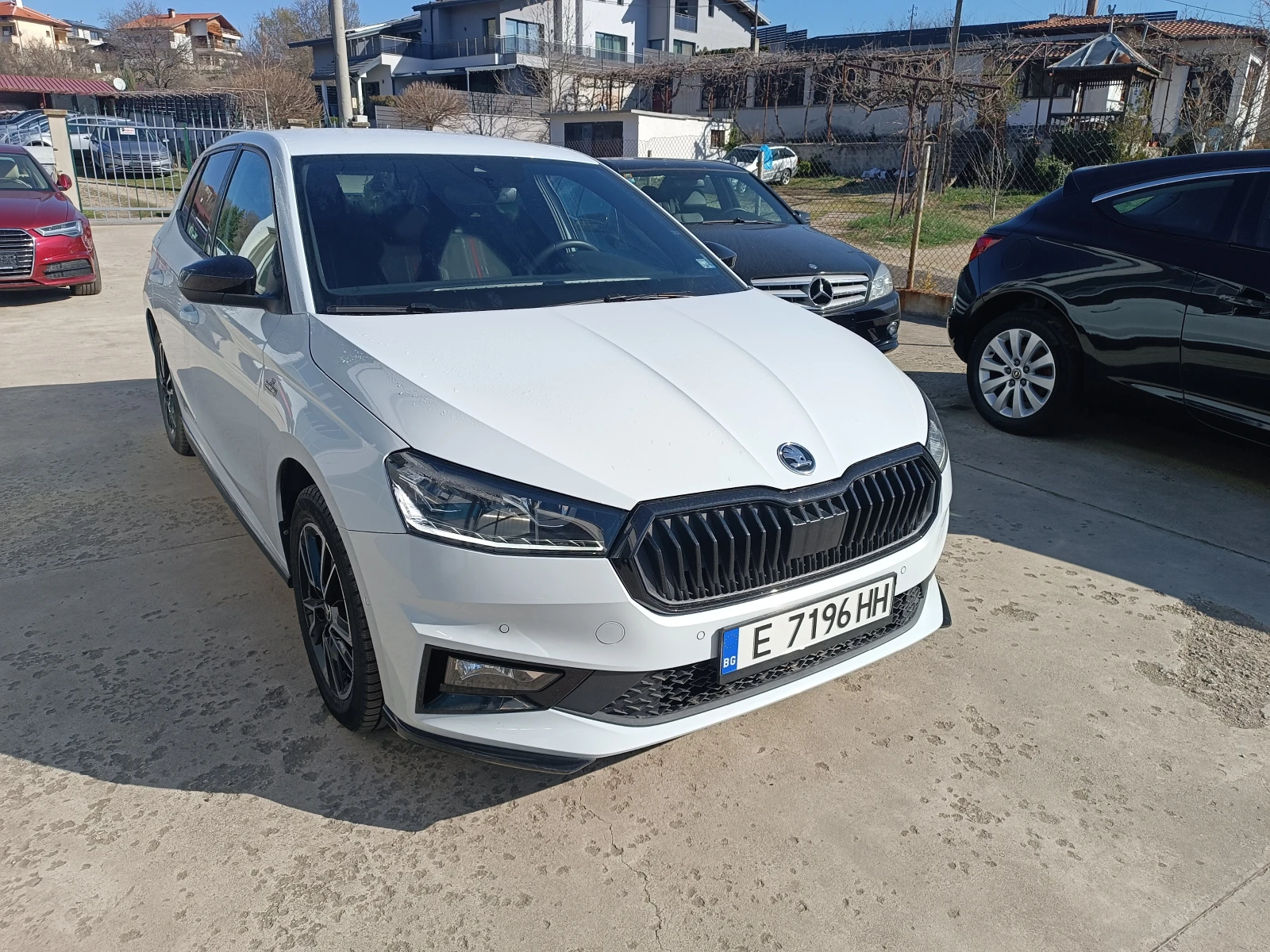 Skoda Fabia 1.0Tsi MONTE CARLO HOBA!, снимка 1