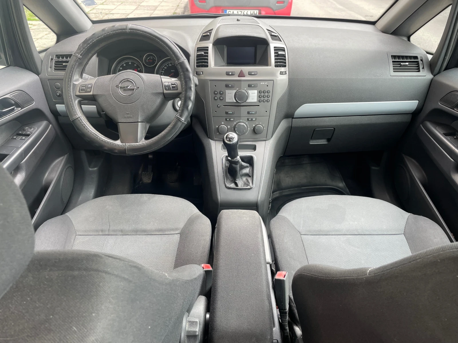 Opel Zafira  - изображение 8