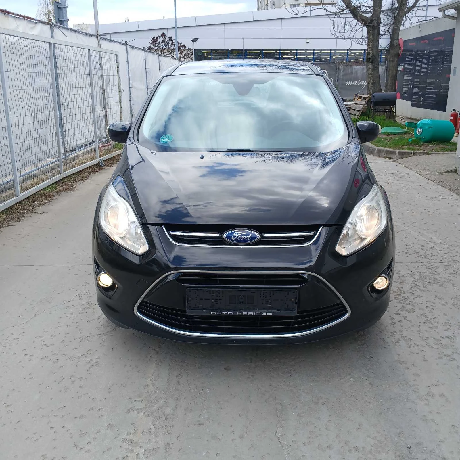 Ford C-max Grand - изображение 6