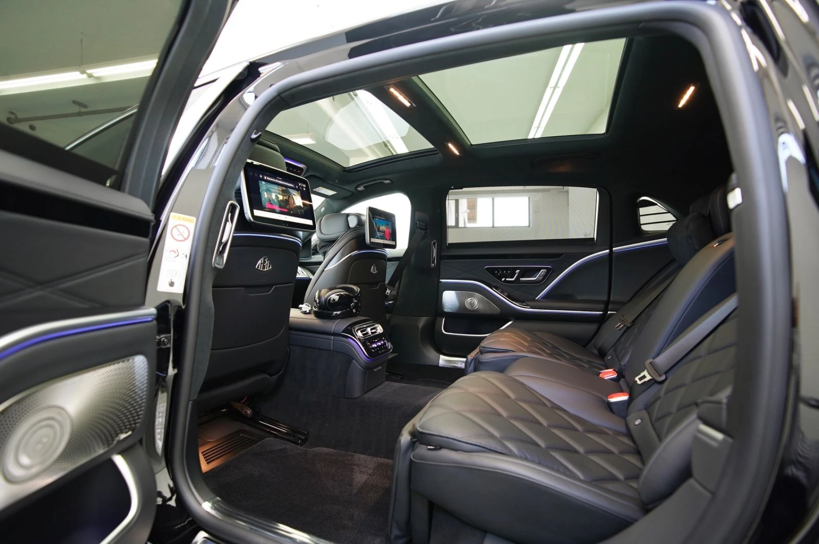 Mercedes-Benz S 580 MAYBACH/4MATIC/EXCLUSIV/BURM/PANO/TV/360/EXECUTIVE - изображение 8