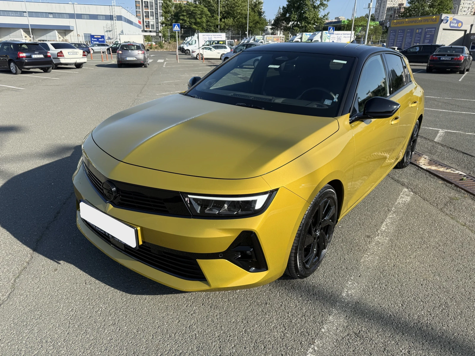 Opel Astra GS LINE 1.2 PureTech/8AT/130 k.c. - изображение 2