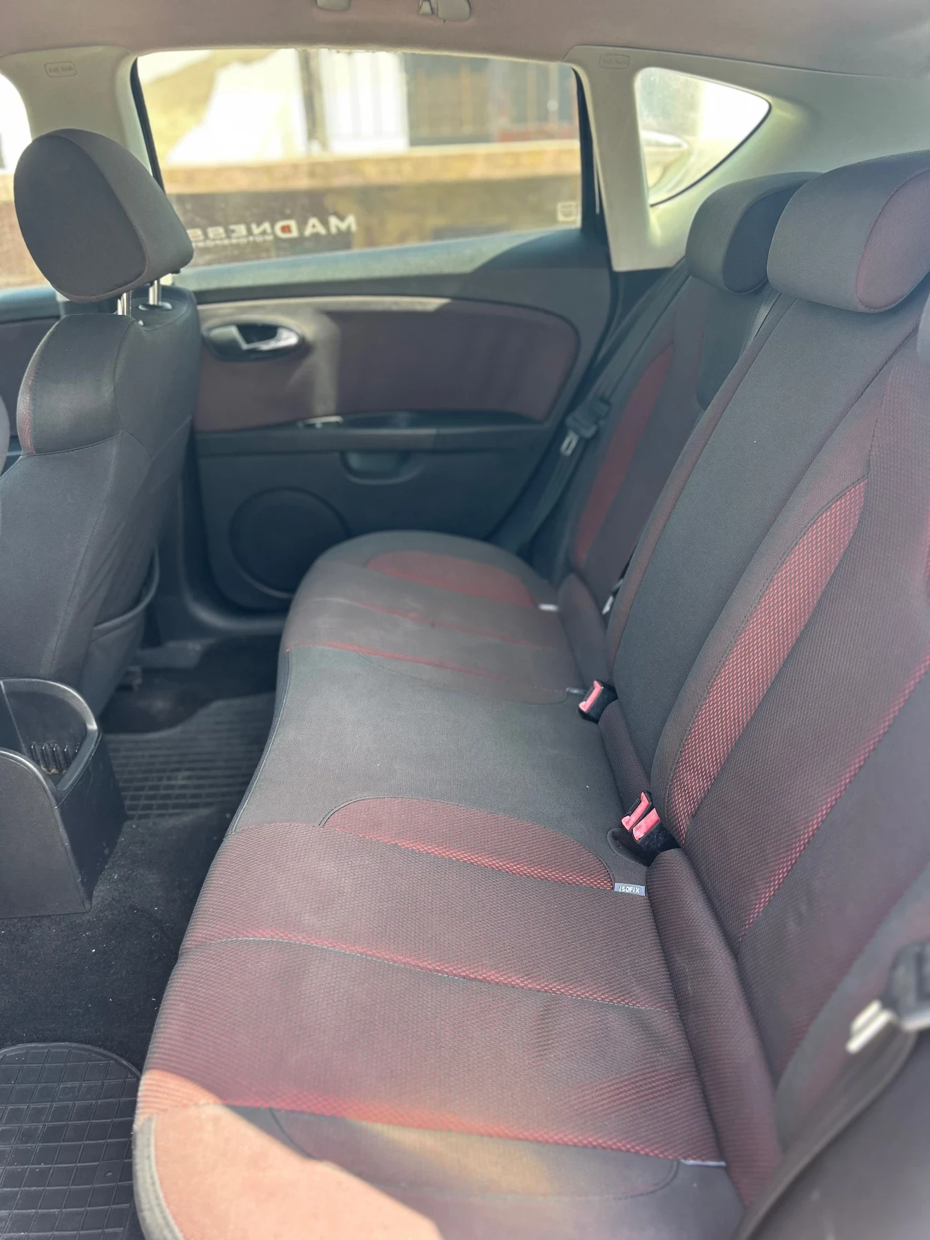 Seat Leon 1.6 бензин/газов инжекцион - изображение 10