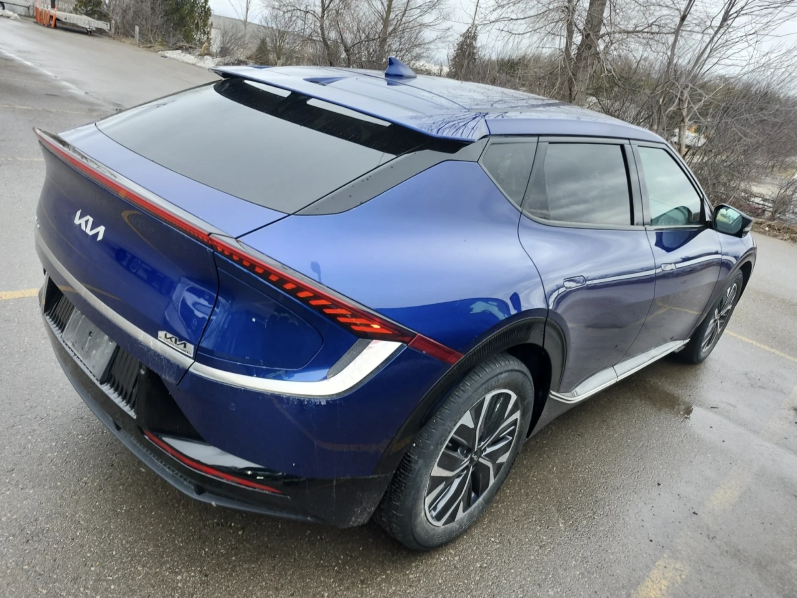 Kia EV6 2023 Kia EV6 LONG RANGE, снимка 3 - Автомобили и джипове - 53959899