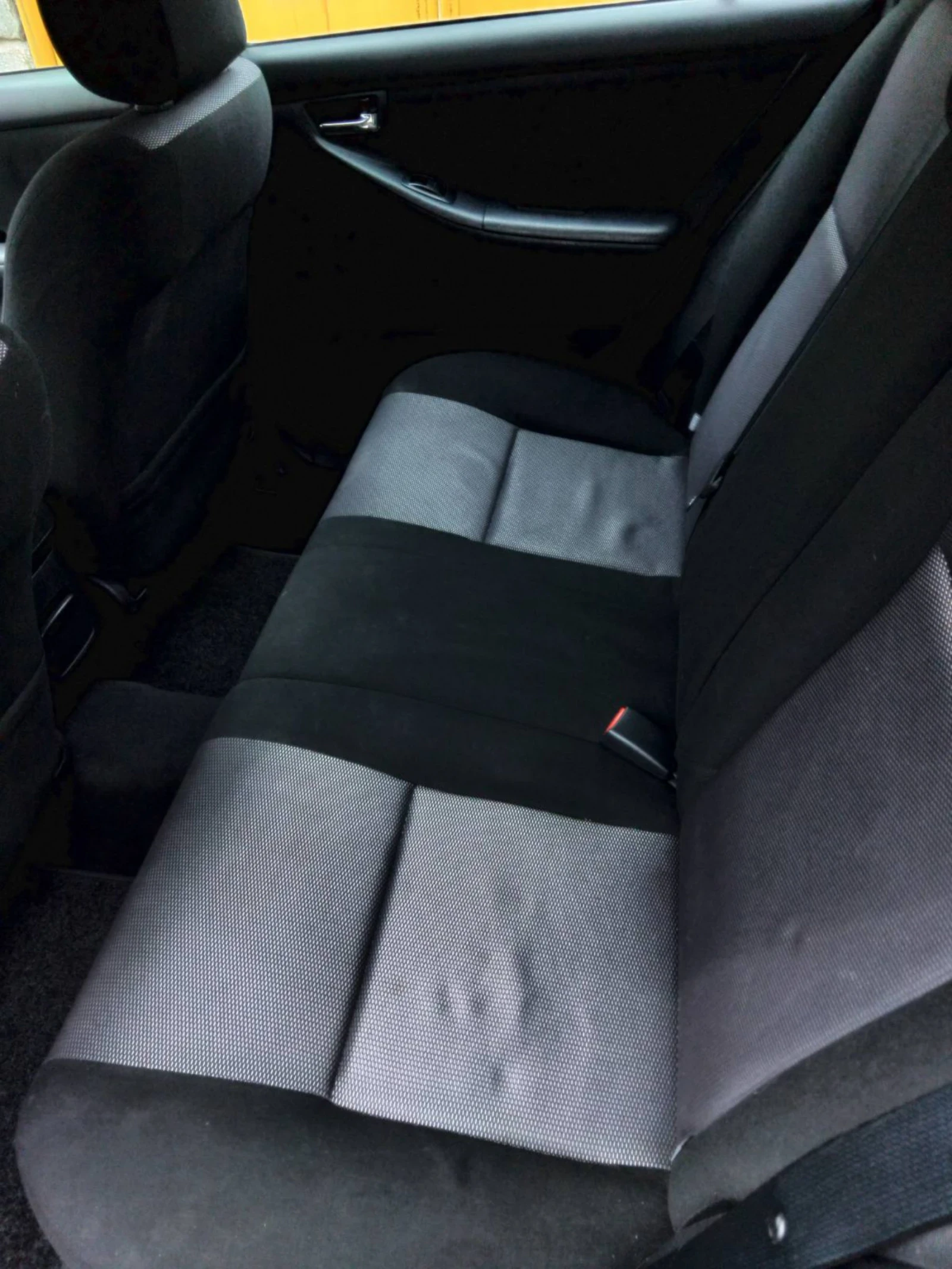 Toyota Corolla 1.4 D4D 90h.p., снимка 10 - Автомобили и джипове - 54247824