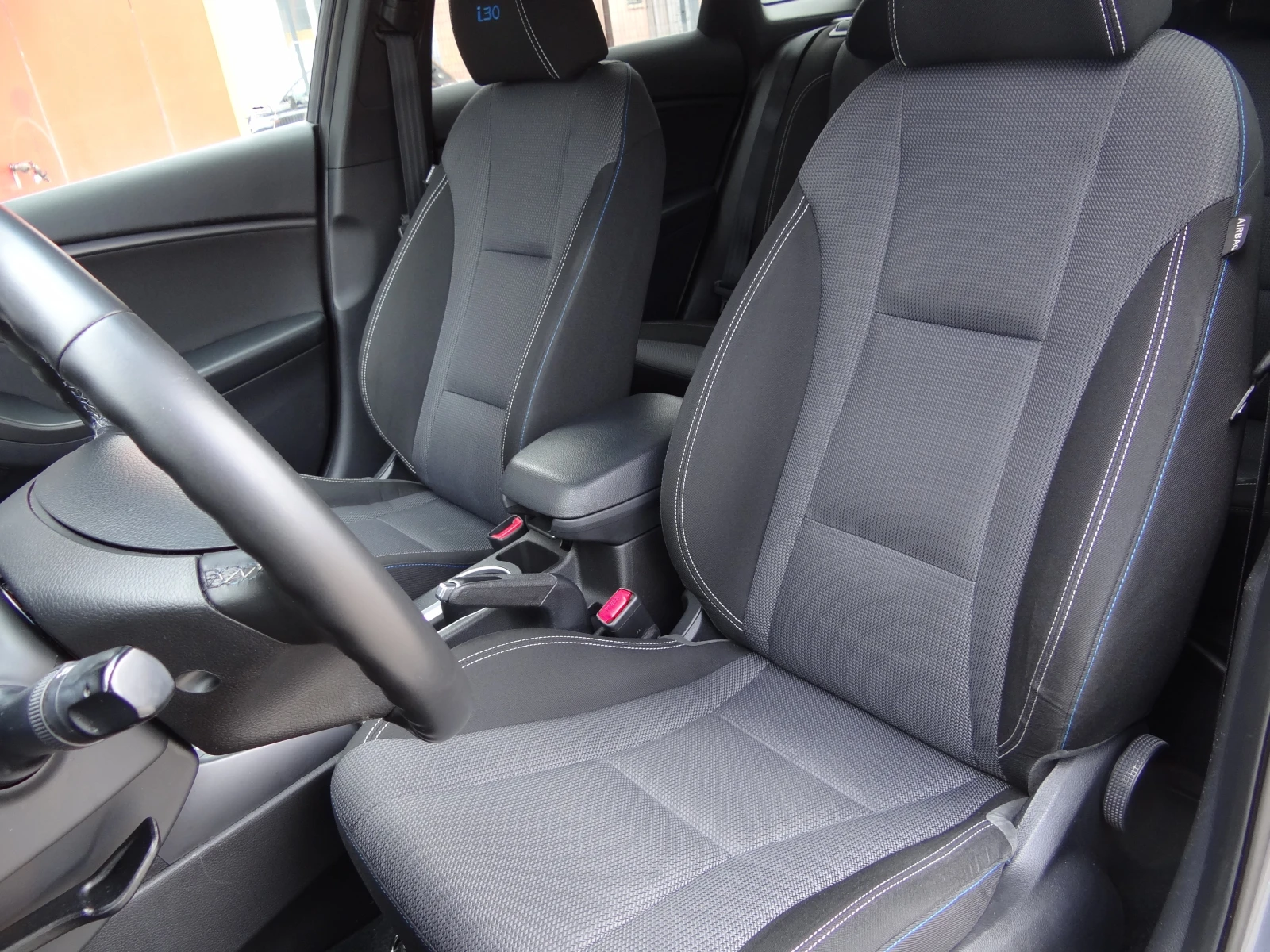 Hyundai I30 1.6crdi-110k.c.-Facelift /Navi/Led/Camera/Euro-6B/ | Mobile.bg � ����������� 12