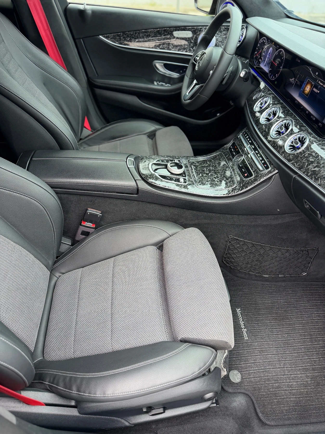 Mercedes-Benz E 220 АМГ, снимка 13 - Автомобили и джипове - 54349370