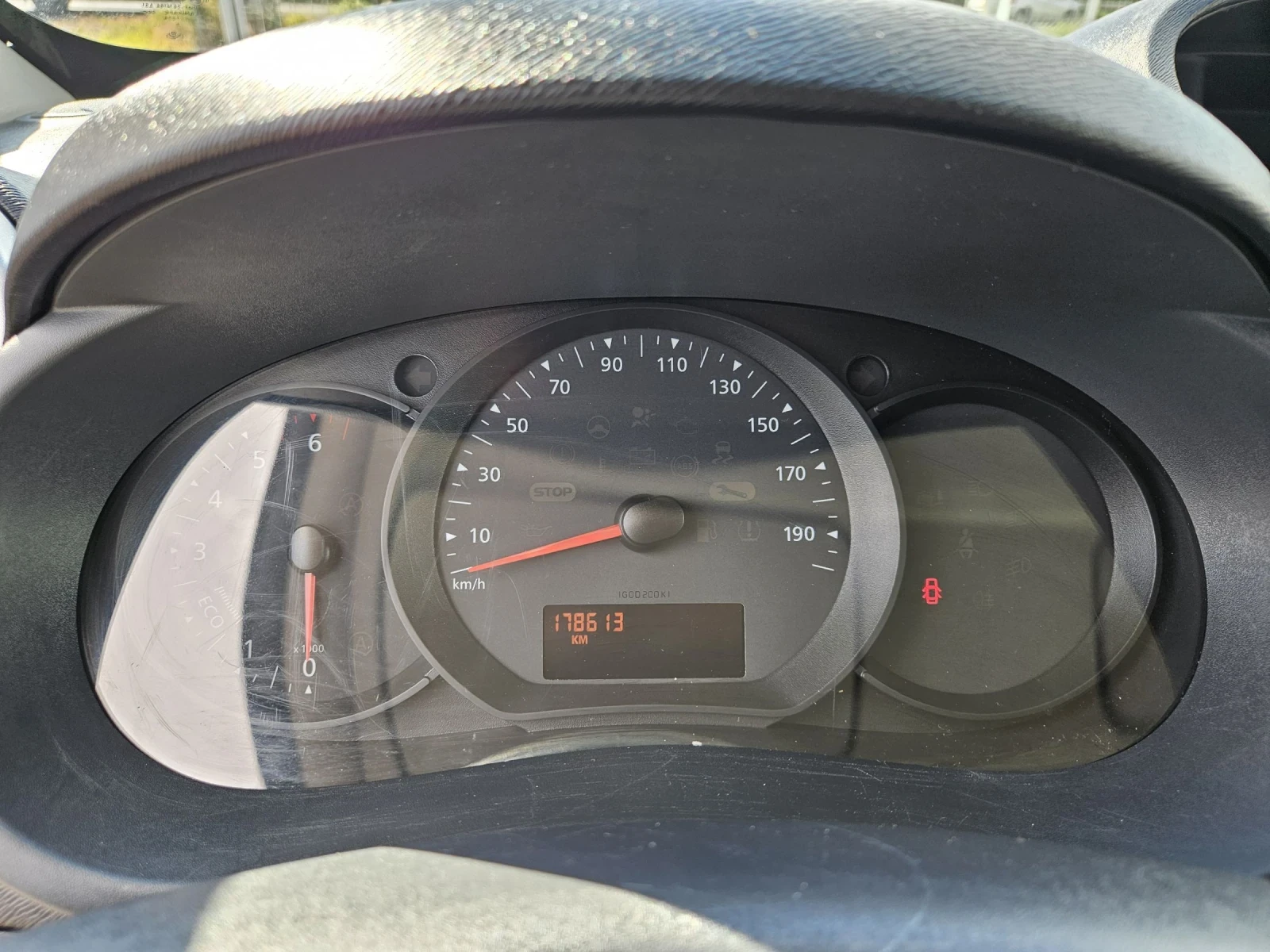 Renault Kangoo 1.5 dci euro6 MAXI, снимка 12 - Автомобили и джипове - 54390506